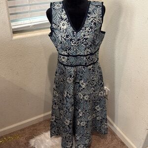 Eddie Bauer cotton blend floral dress‎